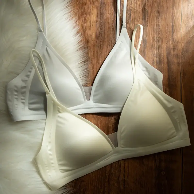 Cynl Milk Satin French Deep V Neck Intimates Women's Summer Spaghetti Straps Seamless Triangle Cup Small Breasts No Rims Thin Bra