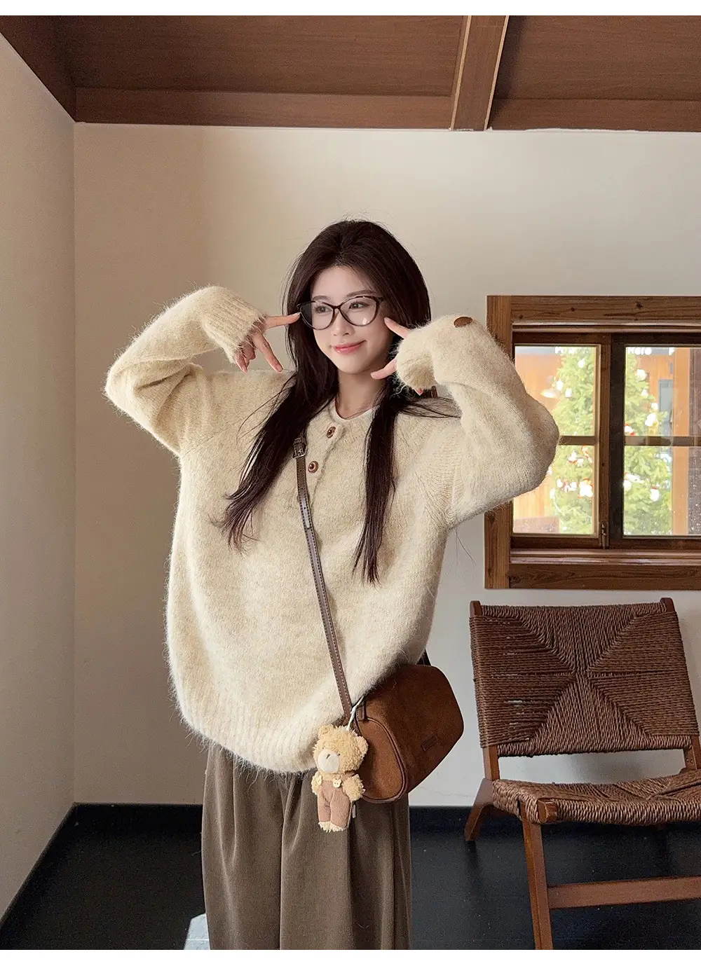 Henry Collar Knitted Sweater for Women in Autumn and Winter, Thickeneded and Warm Button Design, Long Sleeves, Fashionable Soft and Waxy Inner Layering Top — feature 4