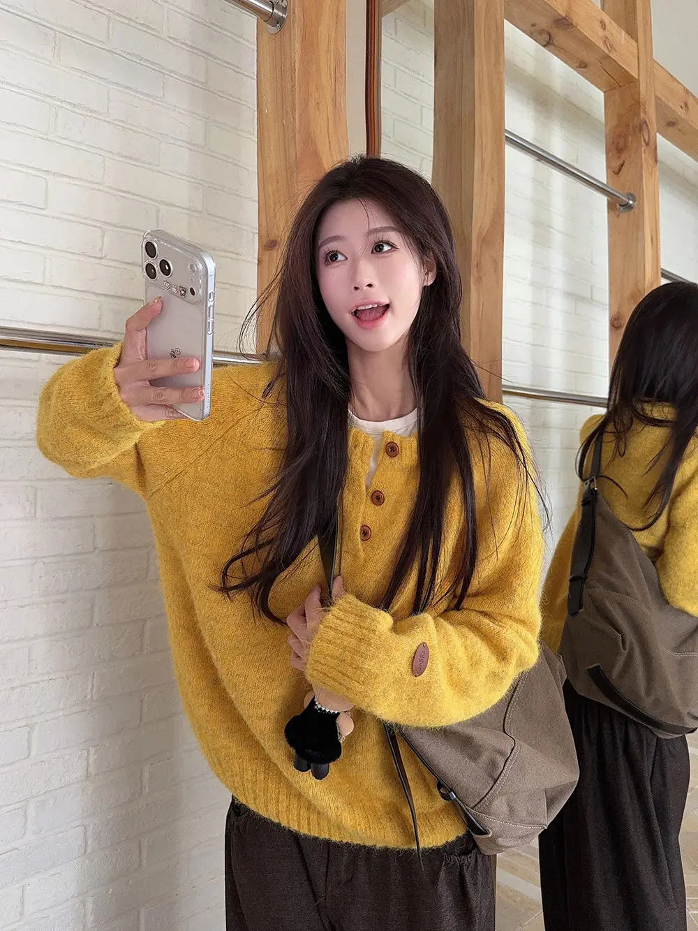 Henry Collar Knitted Sweater for Women in Autumn and Winter, Thickeneded and Warm Button Design, Long Sleeves, Fashionable Soft and Waxy Inner Layering Top