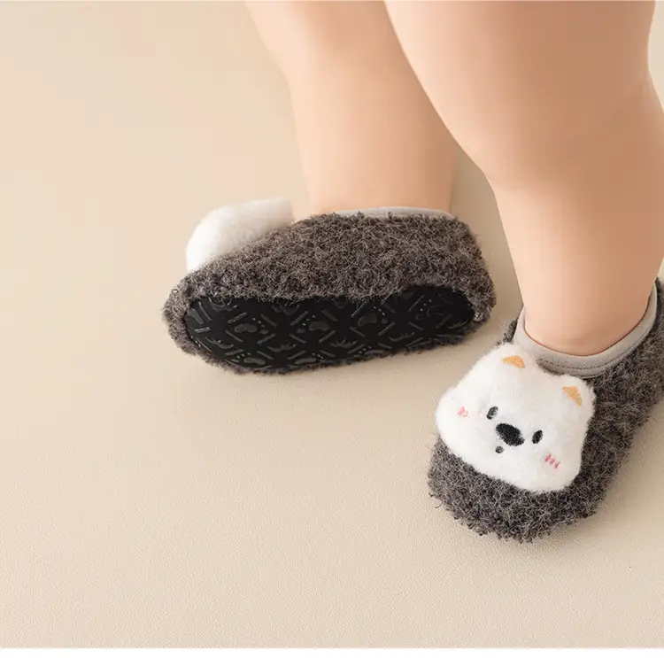 Cute Fleece Lined Toddler Socks & Shoes Set — feature 11
