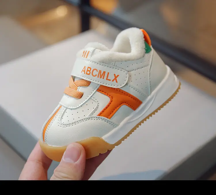 Baby Toddler Shoes for Boys and Girls 2025 New Autumn and Winter Soft-Soled Leather Half-Baby Fleece-Lined Anti-Slip Casual Cotton Shoes — feature 17