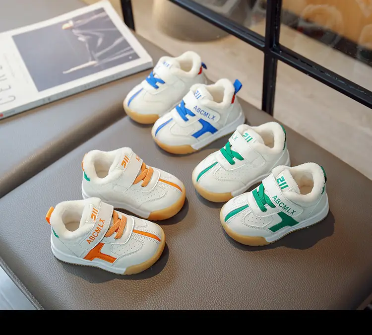 Baby Toddler Shoes for Boys and Girls 2025 New Autumn and Winter Soft-Soled Leather Half-Baby Fleece-Lined Anti-Slip Casual Cotton Shoes — feature 6