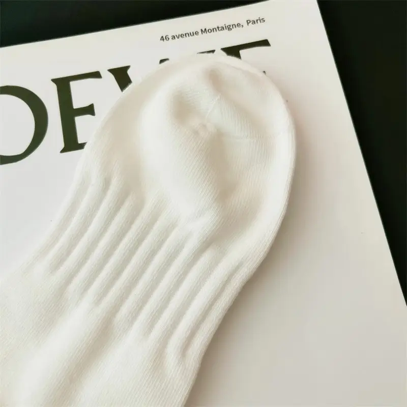 7A Antibacterial Socks for Men and Women, Black and White Mid-Calf Socks for All Seasons, Pure Color Sports Socks, Sweat-Absorbent, Deodorant, Versatile and Trendyy Mid-Calf Socks — feature 17