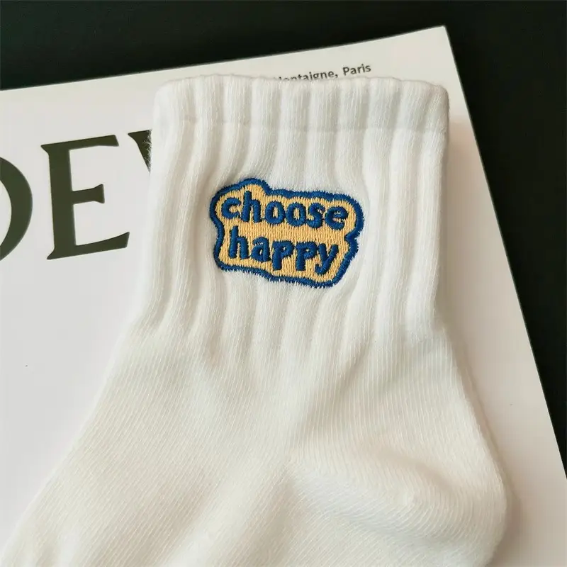 7A Antibacterial Socks for Men and Women, Black and White Mid-Calf Socks for All Seasons, Pure Color Sports Socks, Sweat-Absorbent, Deodorant, Versatile and Trendyy Mid-Calf Socks — feature 18