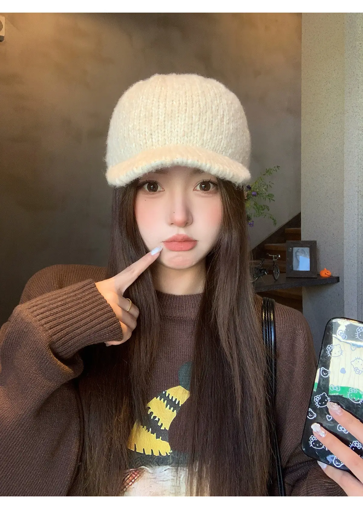 Winter Wool Knitted Duck Tongue Hat for Women — feature 7