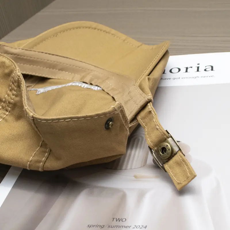 Japanese Retro Embroidered Forward Cap Women Spring Summer