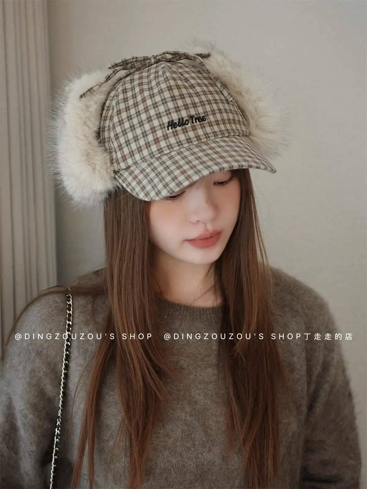 Women Plaid Winter Trapper Hat with Ear Flap — feature 3