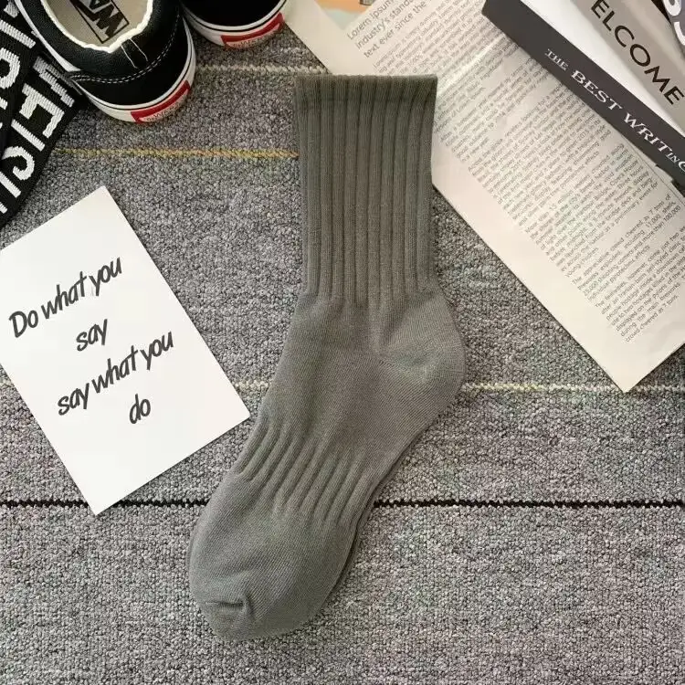 Zhuji Autumn and Winter Socks Men's Sports Socks Cotton Socks Men's and Women's Summer Mid-Calf Socks Deodorant and Sweat-Absorbent Men's Wholesale