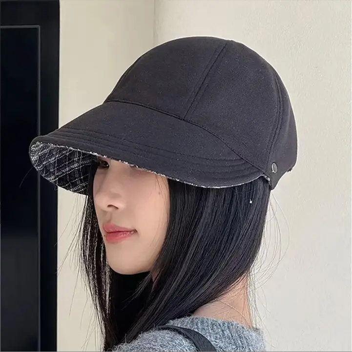 Women Plaid Duckbill Hat Autumn Winter Reversible Woolen — feature 3