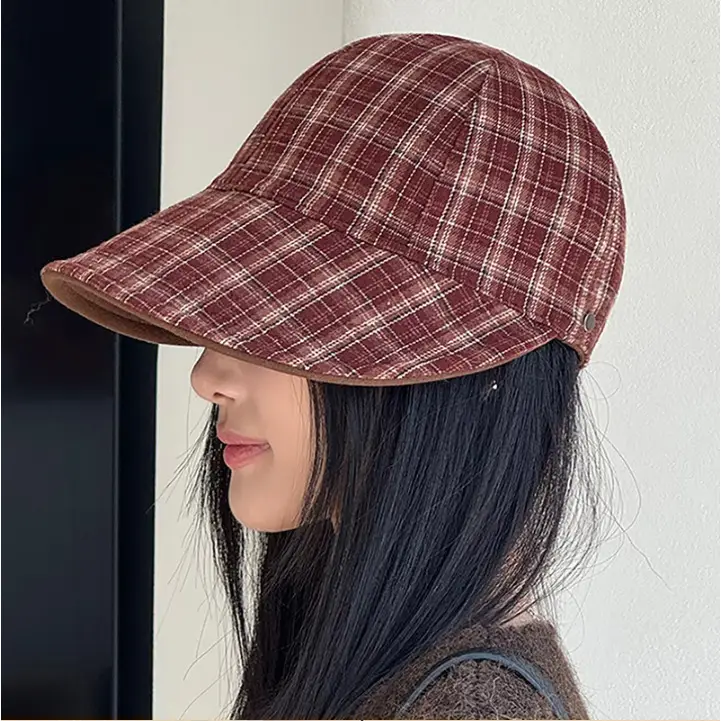 Women Plaid Duckbill Hat Autumn Winter Reversible Woolen — feature 5