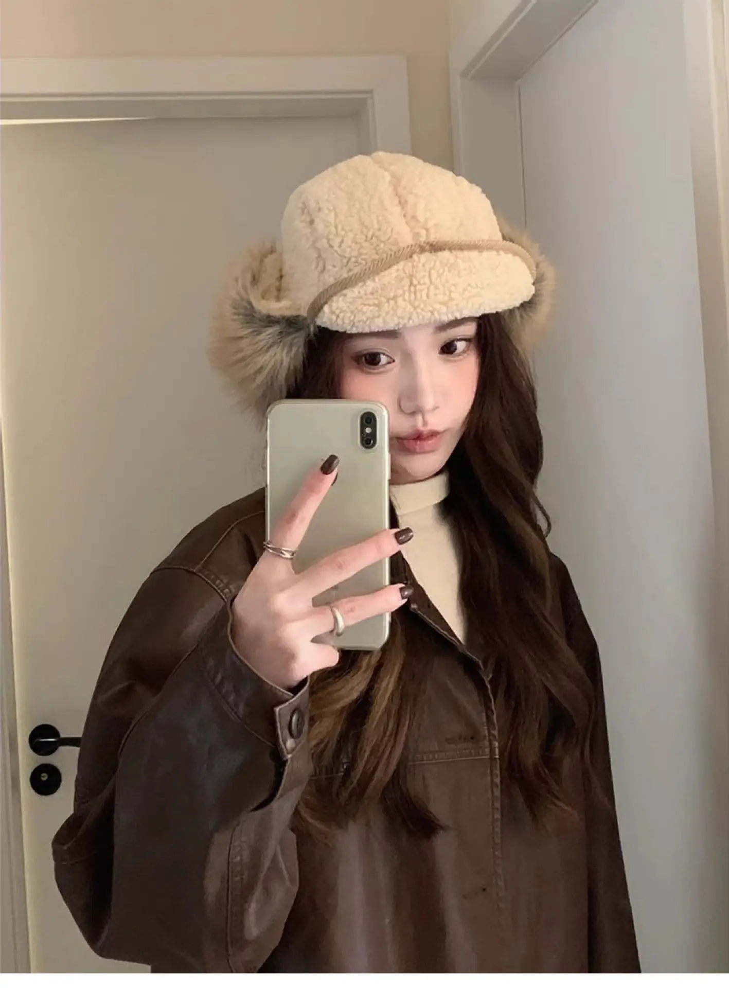 2025 Korean Retro Thunder Hat with Fleece Lined Ear Protection — feature 10