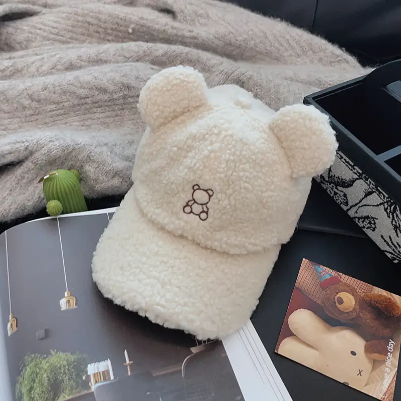 Japanese-Style Bear Cap for Women Warm Duckbill Cap