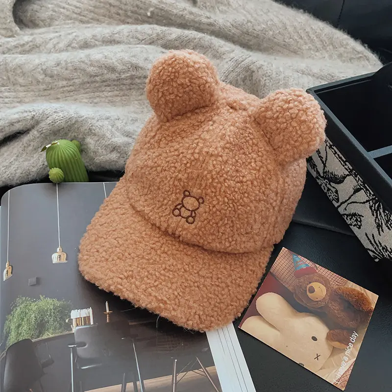 Japanese-Style Bear Cap for Women Warm Duckbill Cap
