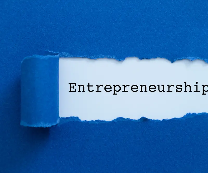 The 10 Common Myths About Entrepreneurship Debunked — photo 2
