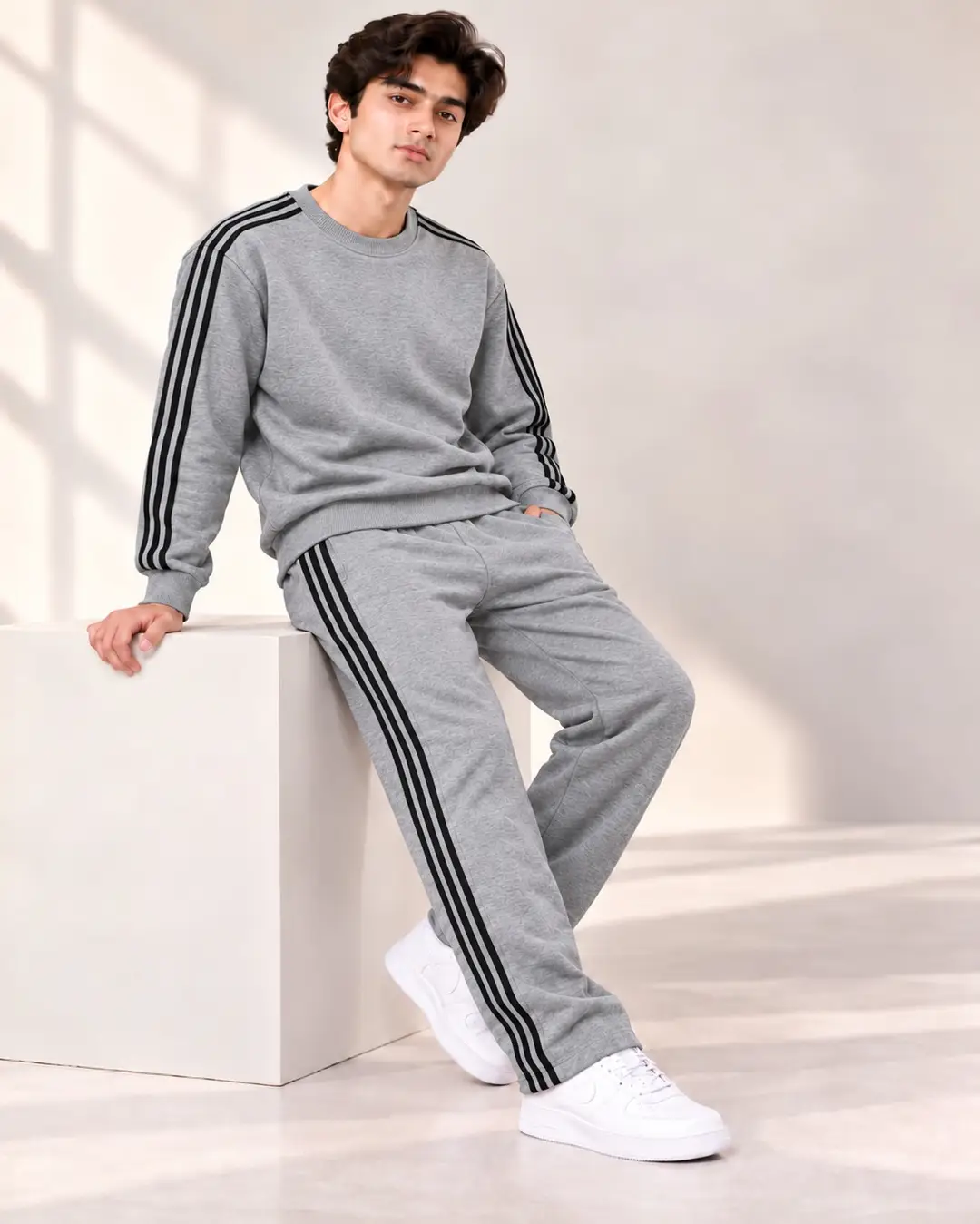 2 Pcs Women's Stitched Fleece Plain Sweatshirt Tracksuit