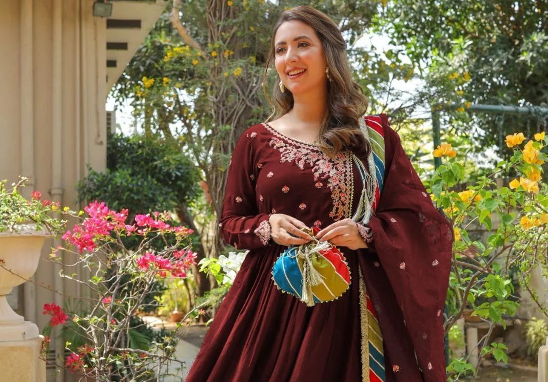 4 Pcs Embroidered Shamoz Silk Maxi Suit: Stylish Maroon Ensemble