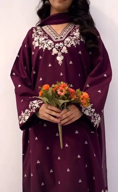 2 Pcs Women's Unstitched Embroidered Suit