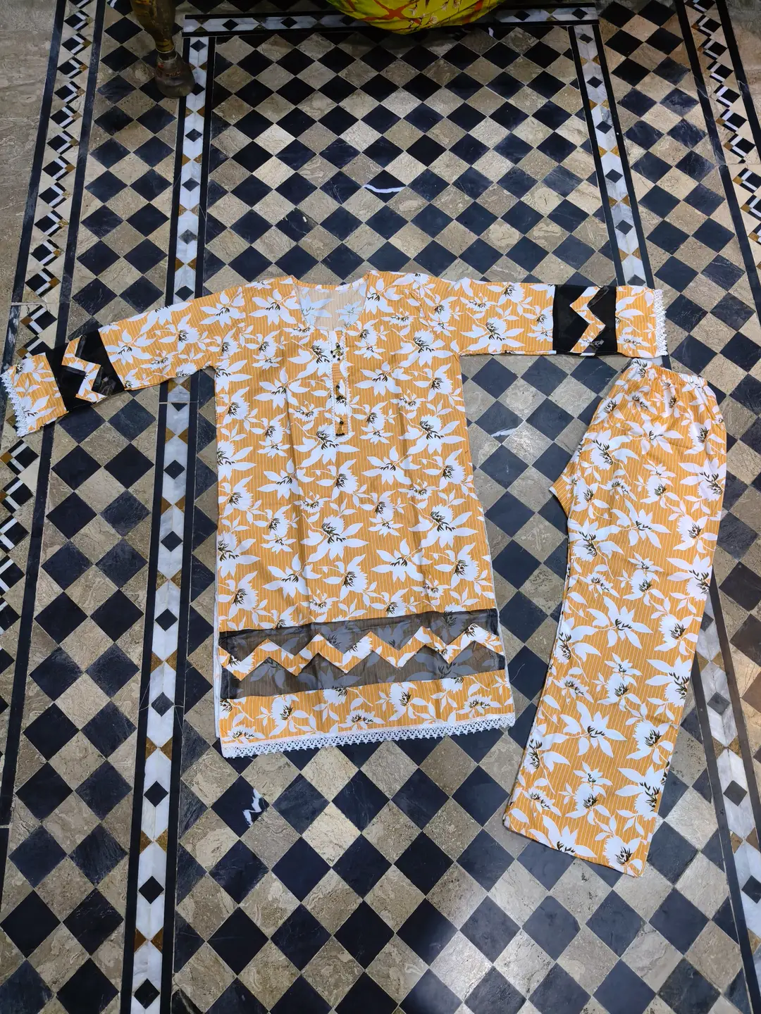 2 Pcs Women's Stitche Tissue Patch Work Shirt And Trouser