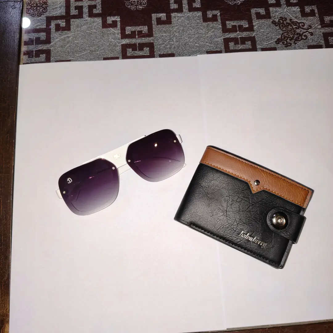 Modren Style Men's Leather Wallet Free Glasses