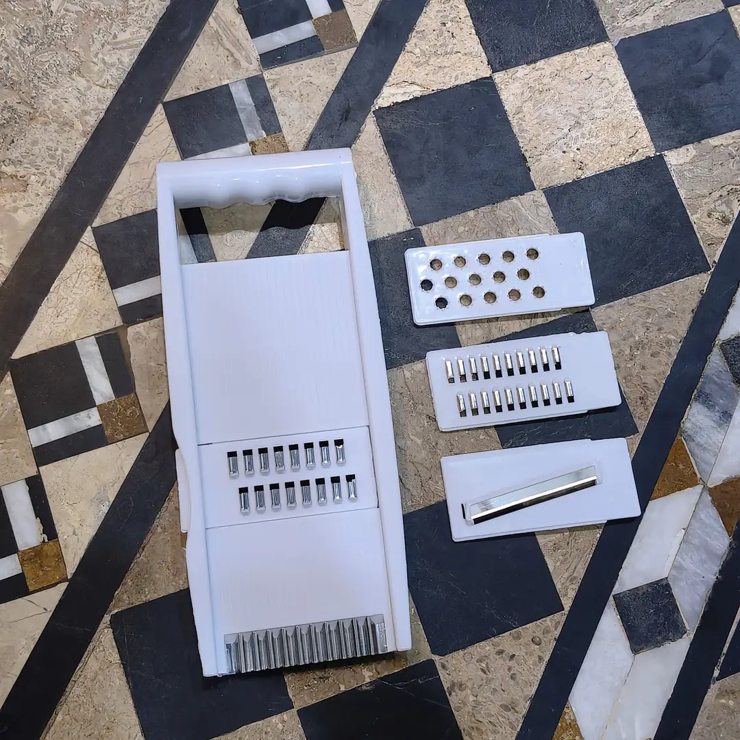 5 in 1 Vegetable Slicer Easy To Use And Mood Changes
