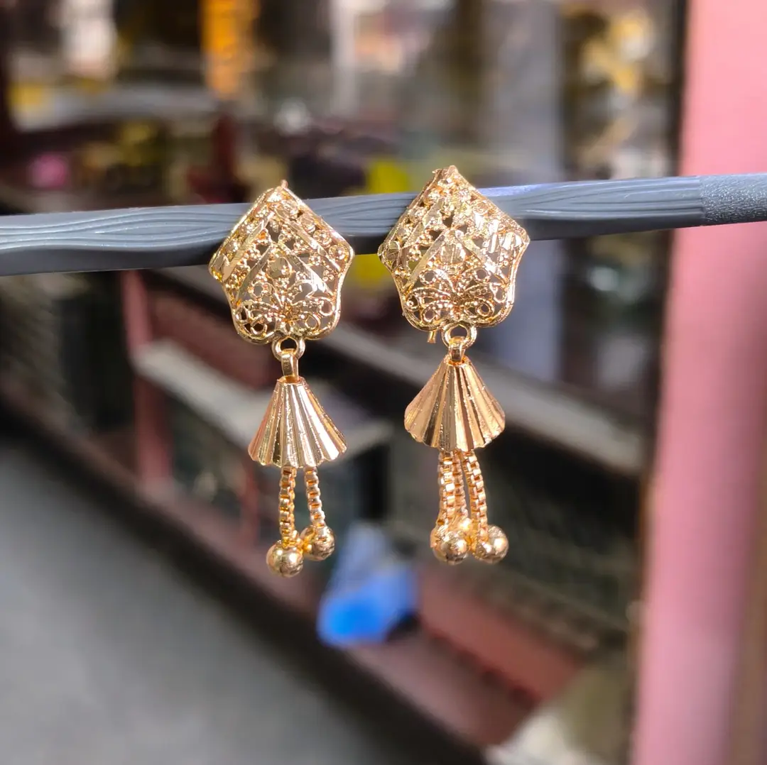 Modern Design Gold Plated Crystal Earrings