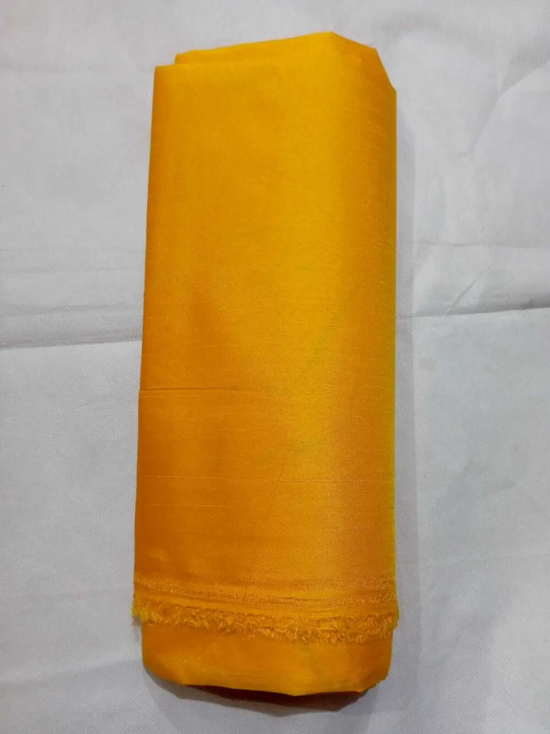 2 Pcs Women's Unstitched Plain Suit