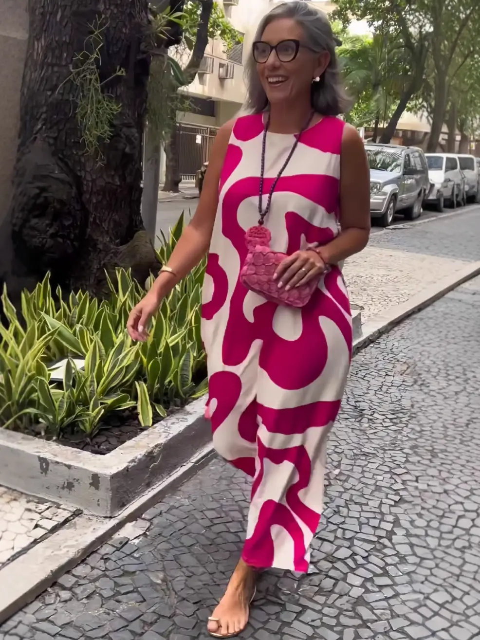 Sleeveless V-Neck Dress Pink White Abstract Print