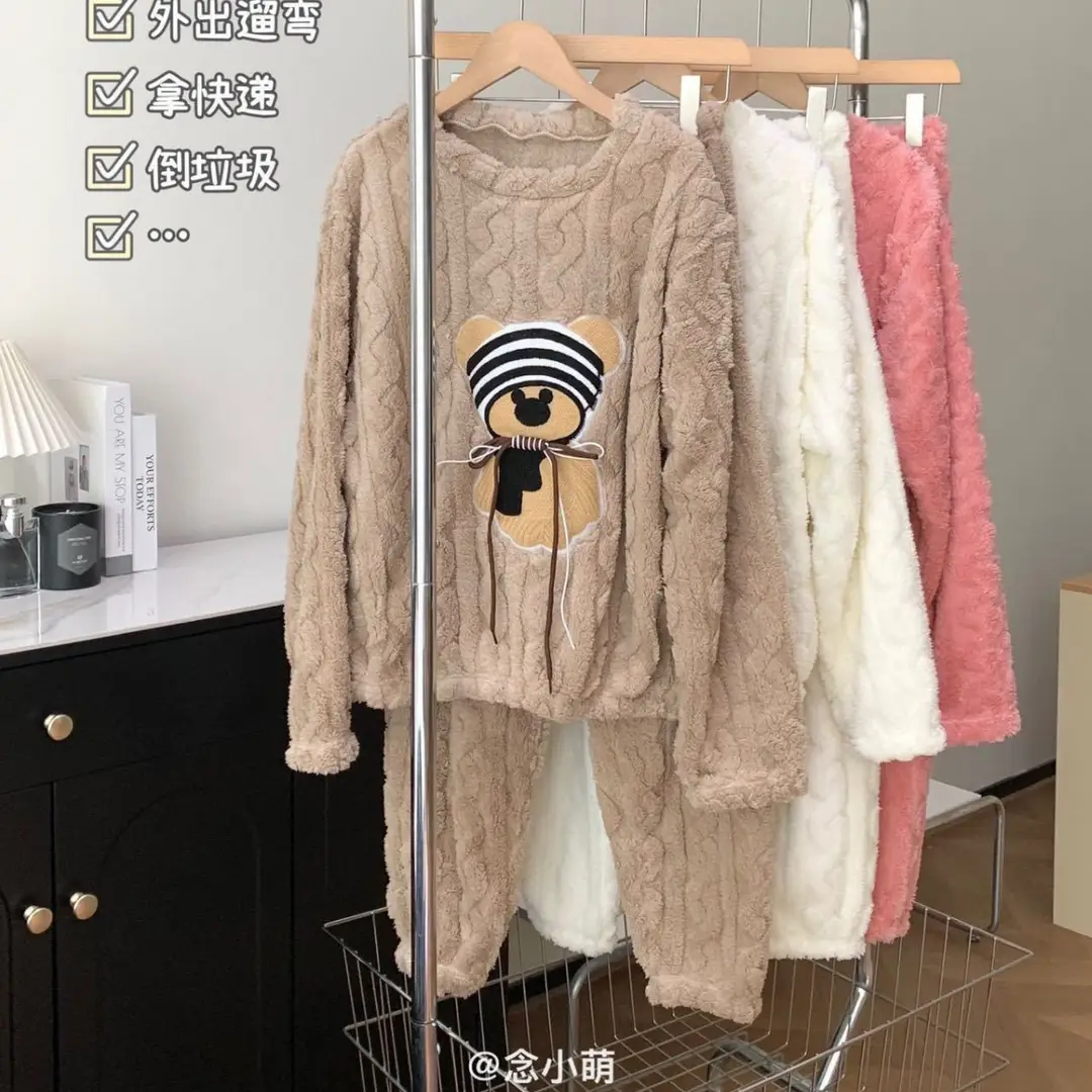 Women Fleece Hello Kitty Winter Pajamas Sweet Cartoon Home Wear