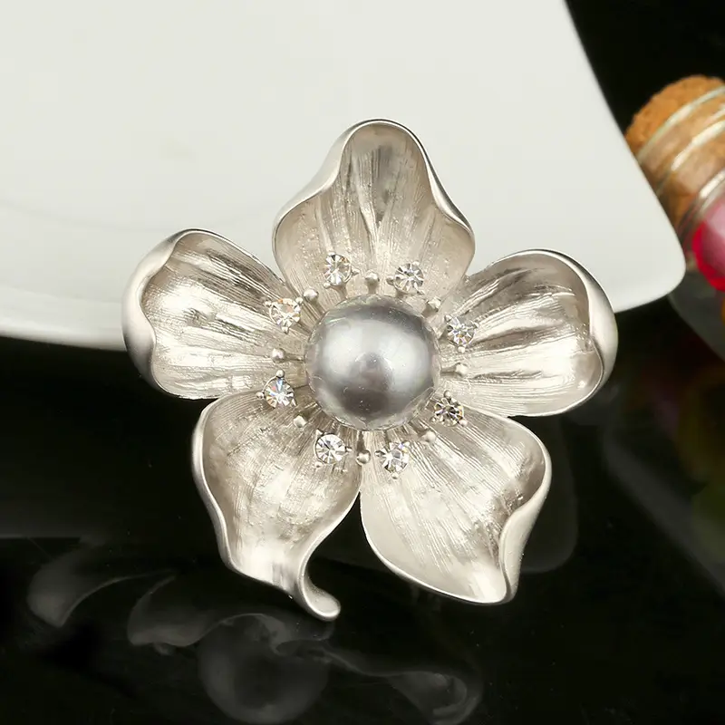 Flower Brooch with Pearl & Crystals Matte Silver