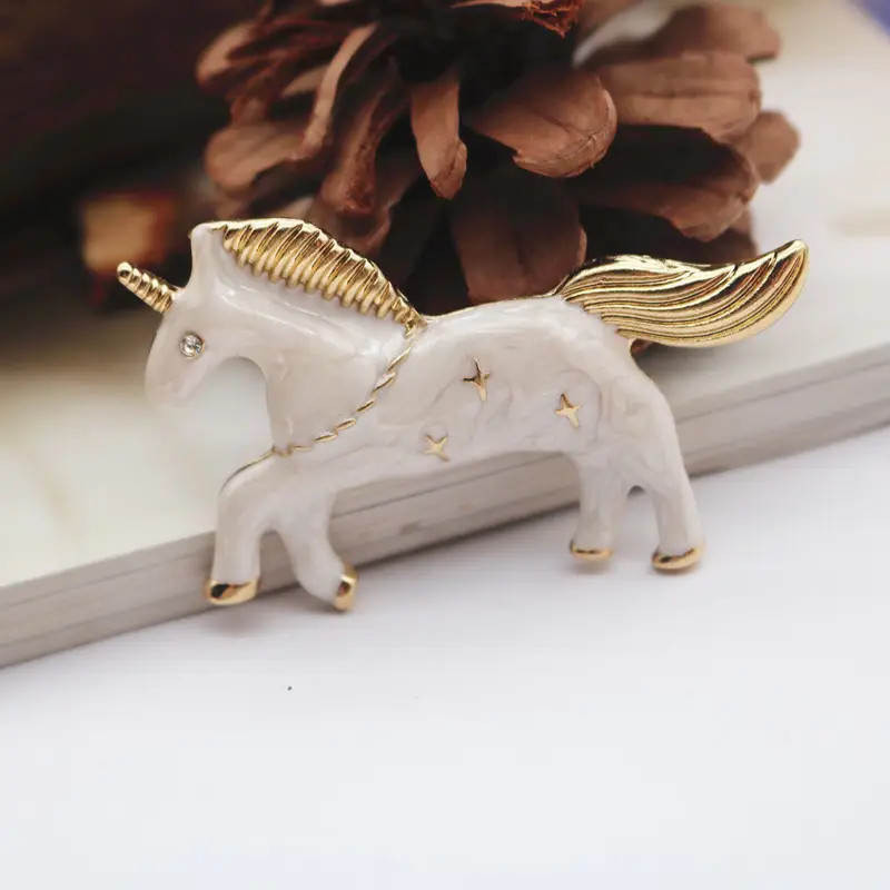 Lucky Horse Pendant Brooch for Women