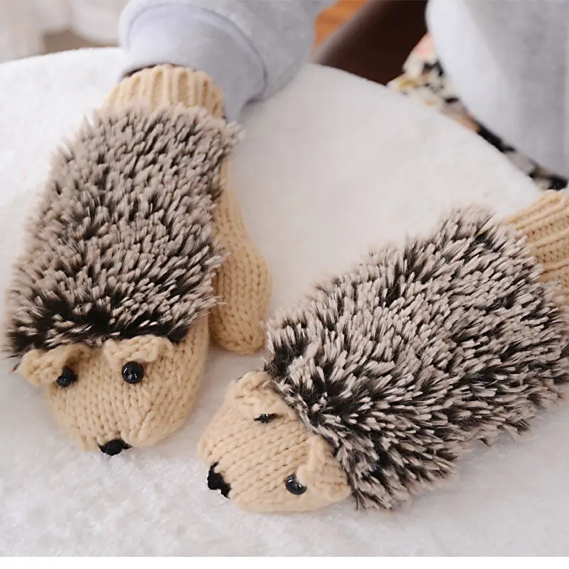 Winter Hedgehog Gloves Red Warm Handwear for Girls