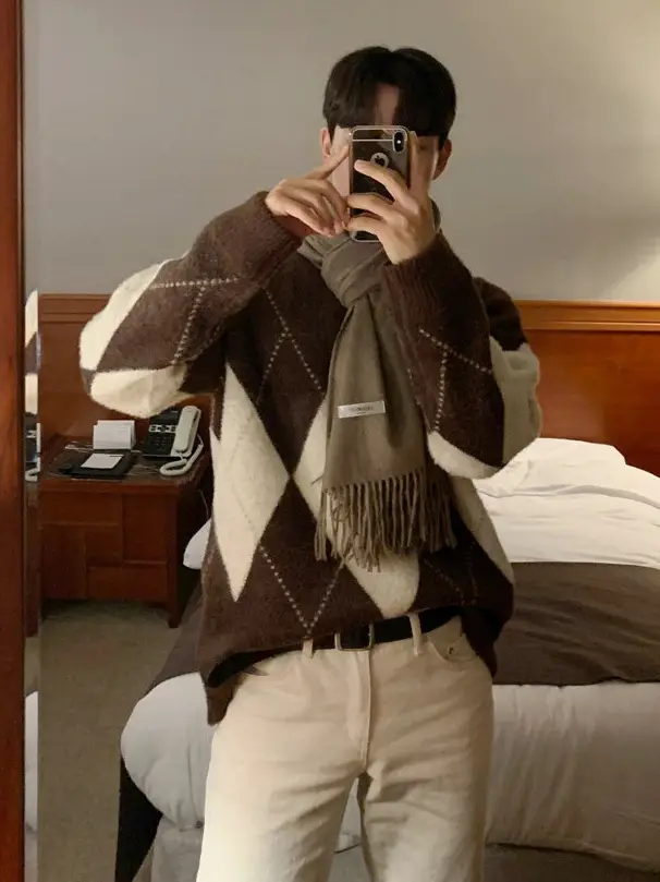 Men Brown Diamond Plaid Loose Sweater Winter