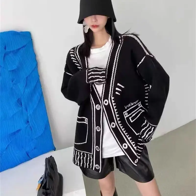 Women Loose Knitted Cardigan Black Winter Graffiti Style