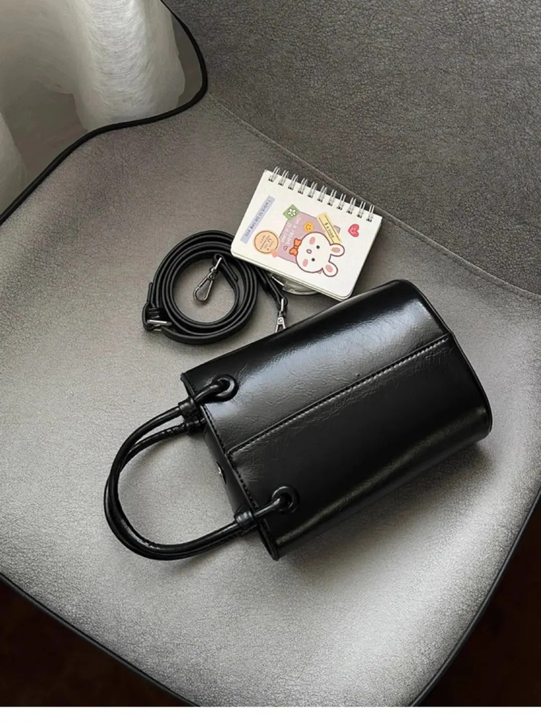 Black Retro Bucket Handbag for Women