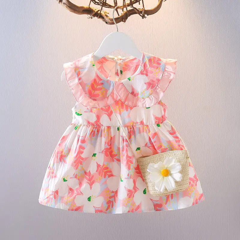 Little Girl Floral Dress with Daisy Bag for Summer