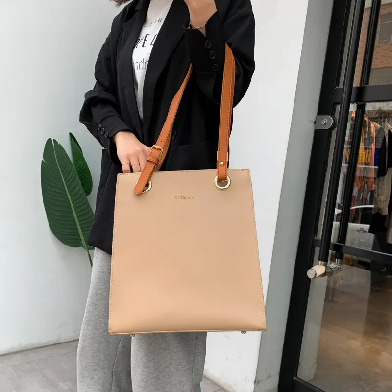 Black Korean Style Tote Bag for Daily Use