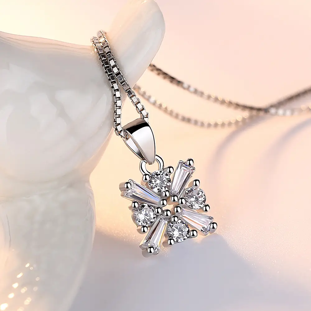 Silver Geometric Rubik's Cube Necklace for Daily Wear