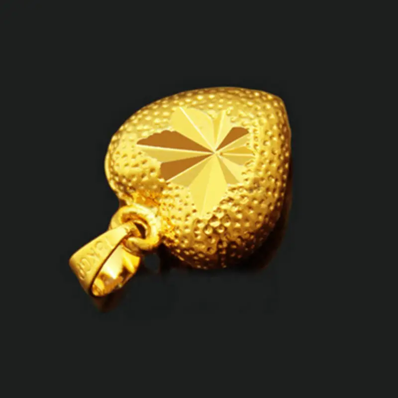 Gold Peach Heart Pendant Women Classic Carved Jewelry