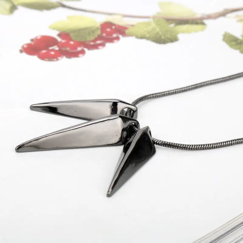 Black Panther Inspired Spike Necklace Black Gold Pendant Collarbone Chain