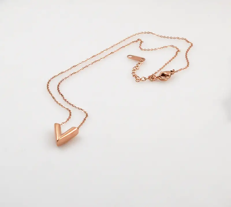 3D V-Shaped Necklace Women Gold Rose Gold Silver Titanium Steel