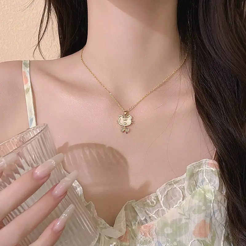 Summer Pearl Necklace Women Luxury Clavicle Chain
