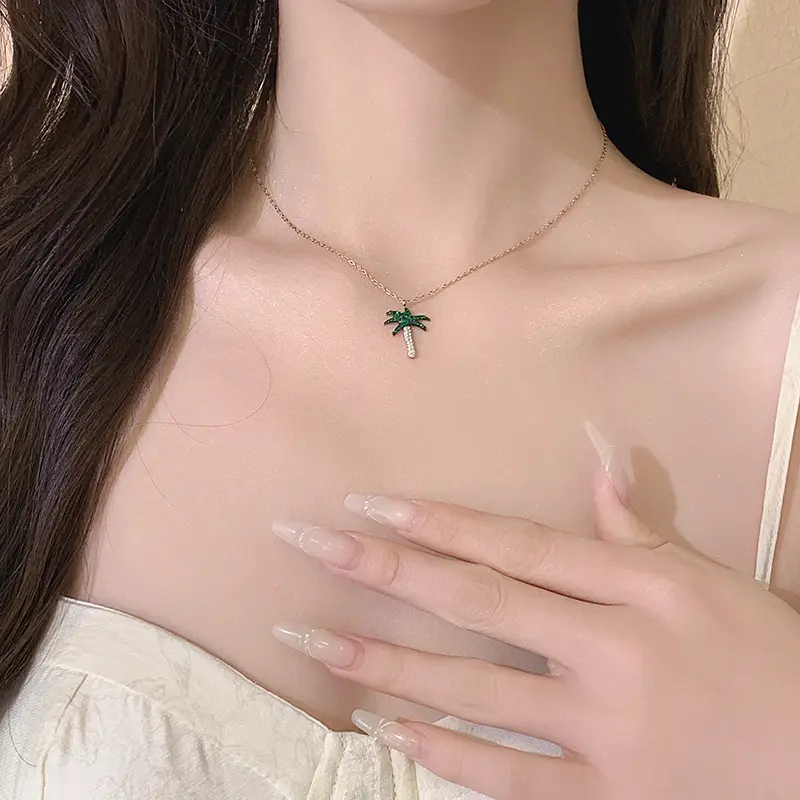 Summer Pearl Necklace Women Luxury Clavicle Chain