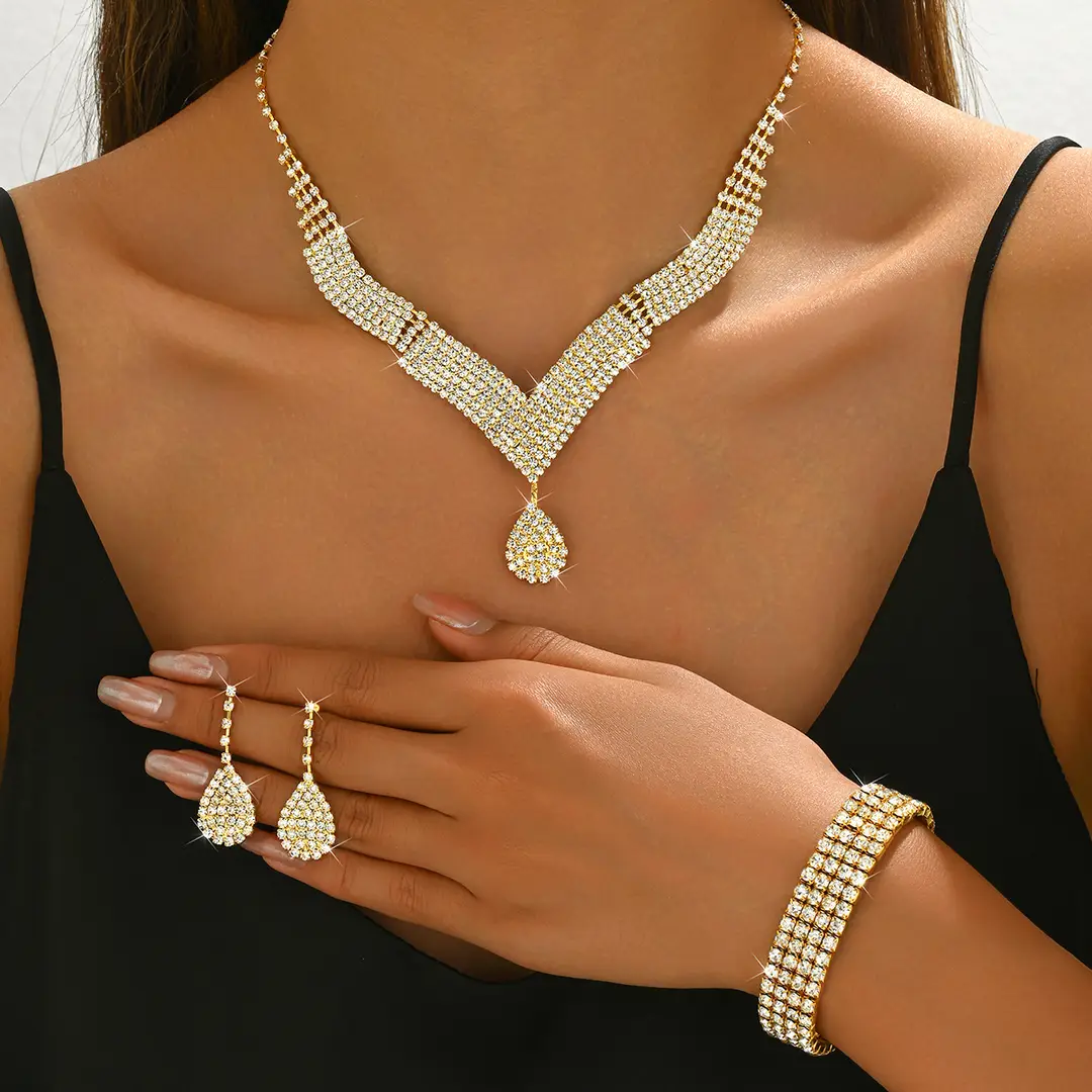 Premium Diamond V-Neck Jewelry Set for Pakistani Women