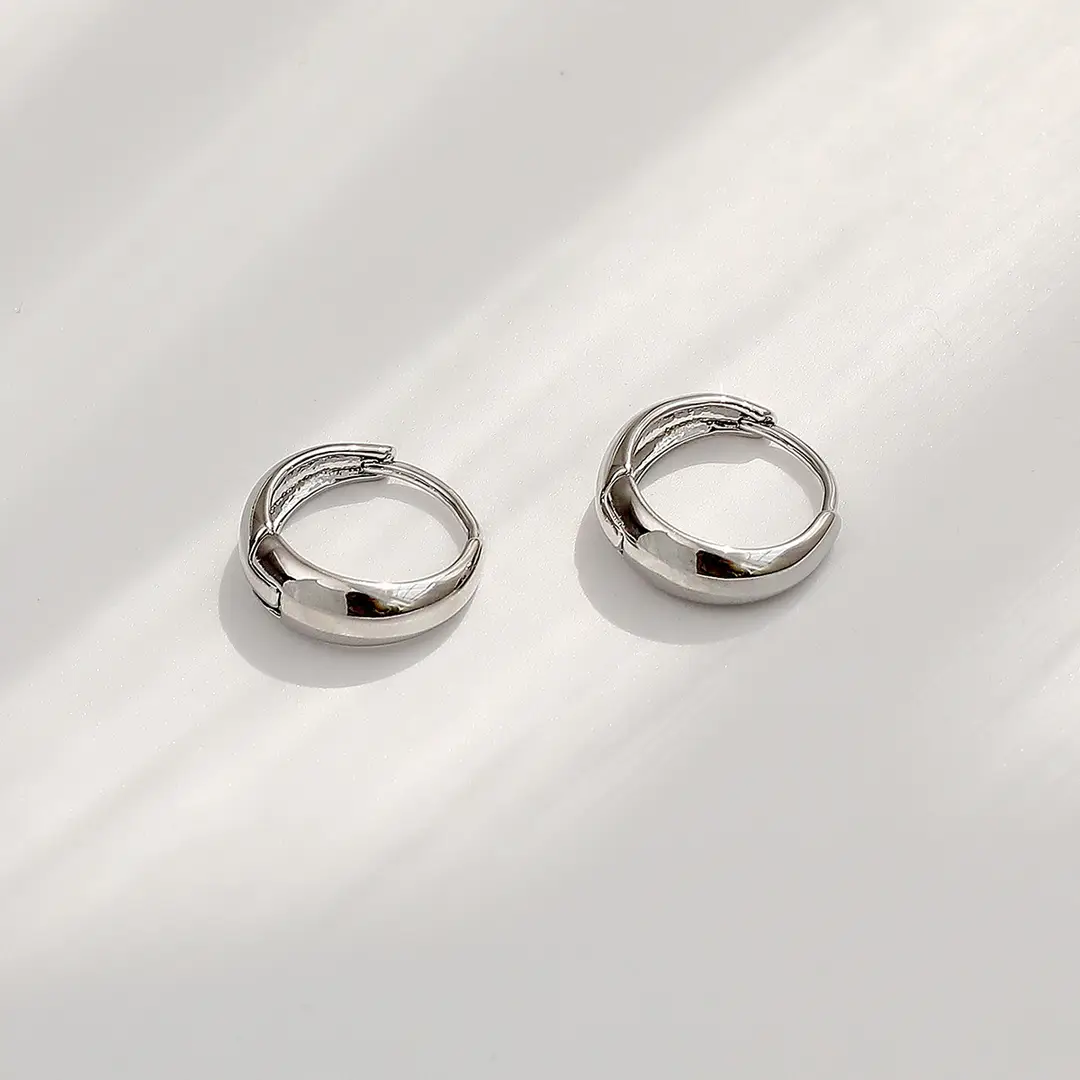 Elegant Round Hoop Earrings Gold Plated for Daily Wear