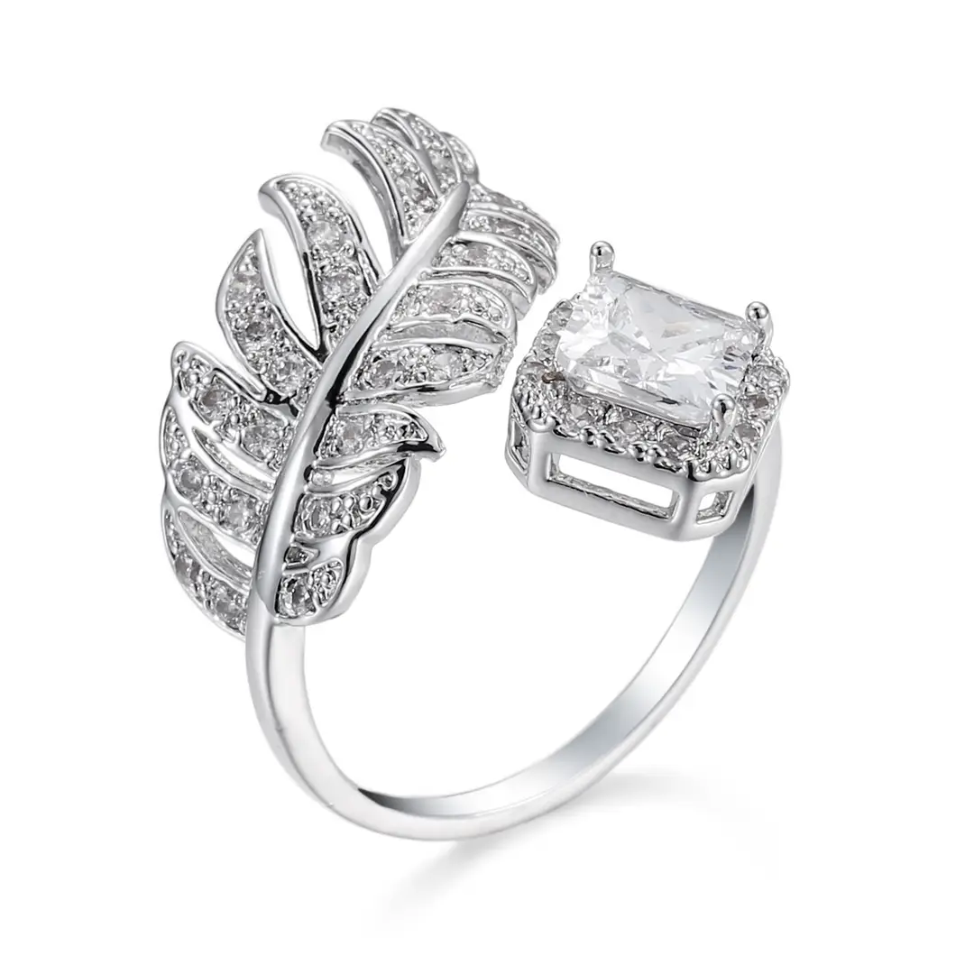 Adjustable Zircon Horse Eye Ring for Daily Wear