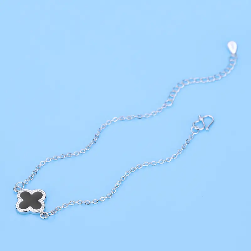 Silver Four-Leaf Clover Jewelry Set for Women