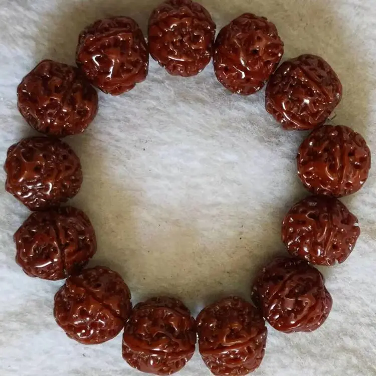 Rudraksha Bracelet Red Toad Back Yellow Center