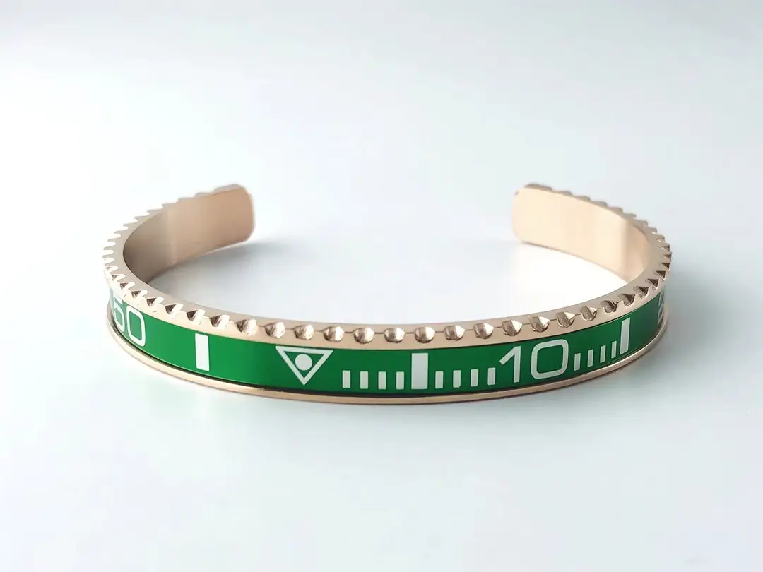 Stylish Roman Numeral Bracelets for Couples