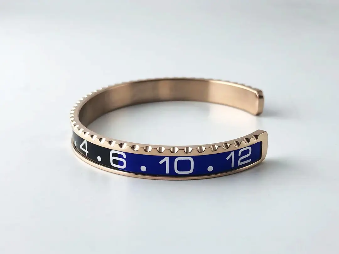 Stylish Roman Numeral Bracelets for Couples