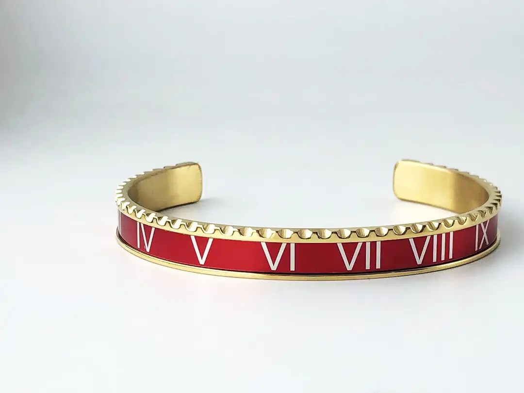 Stylish Roman Numeral Bracelets for Couples